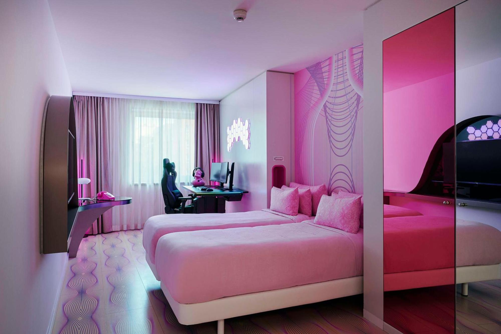 nhow Family Connecting Room